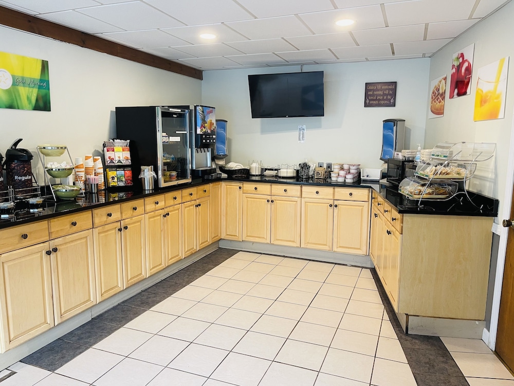 Quality Inn & Suites Lincoln I-93 47/65