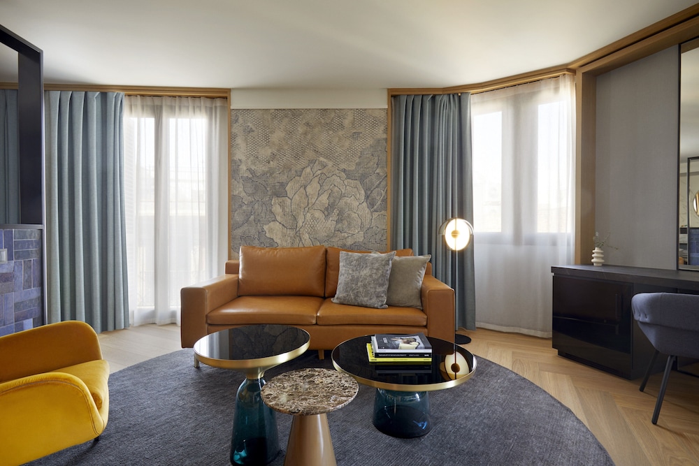 Kimpton Vividora Barcelona 50/83