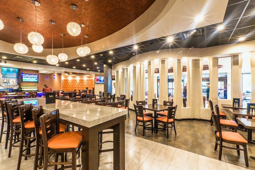 Holiday Inn Newark International Airport An Ihg Hotel 62/84