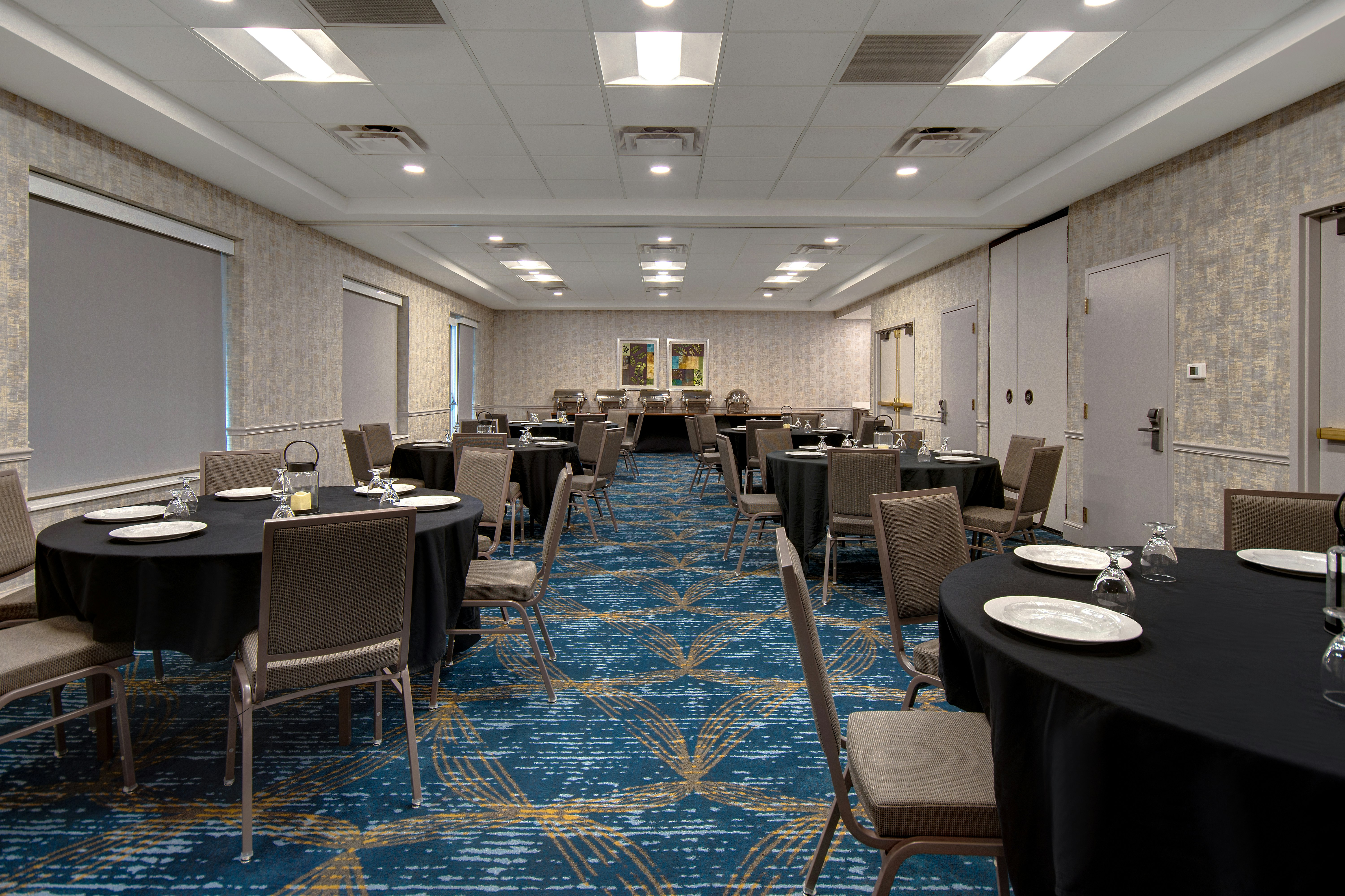 Hilton Garden Inn Detroit Metro Airport 43/45