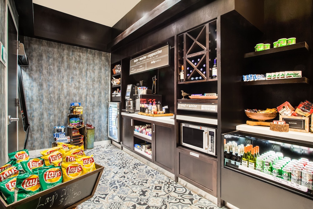 Hilton Garden Inn New York West 35th Street 49/56