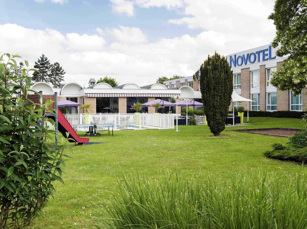 NOVOTEL VALENCIENNES AERODROME 39/48
