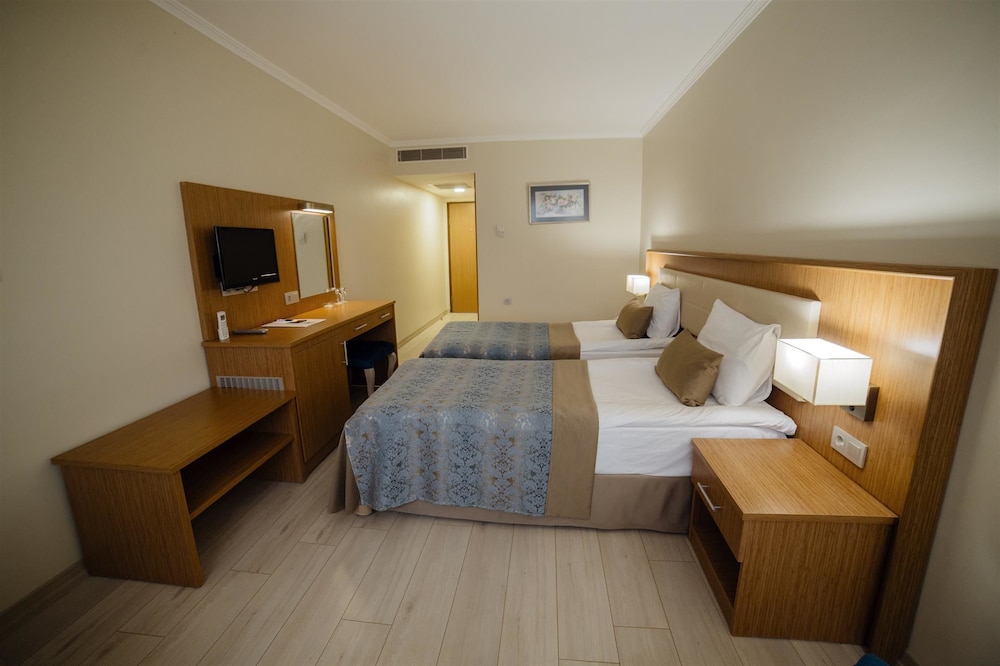 Patalya Lakeside Resort 20/63