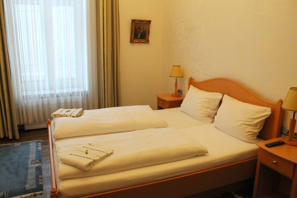 HOTEL WEIDENHOF 31/47