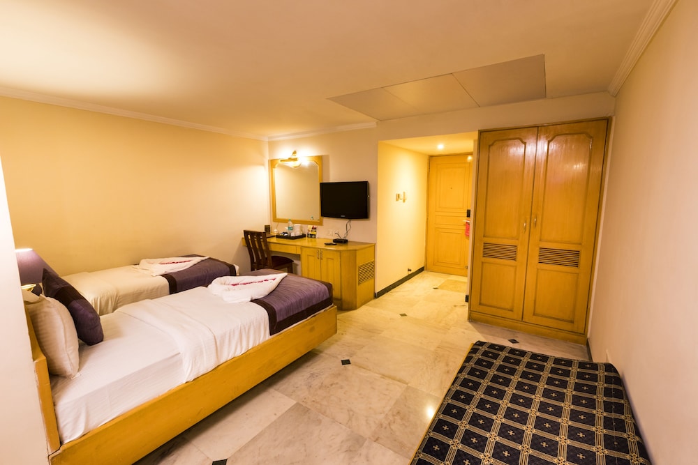 Grand Residence 15/50