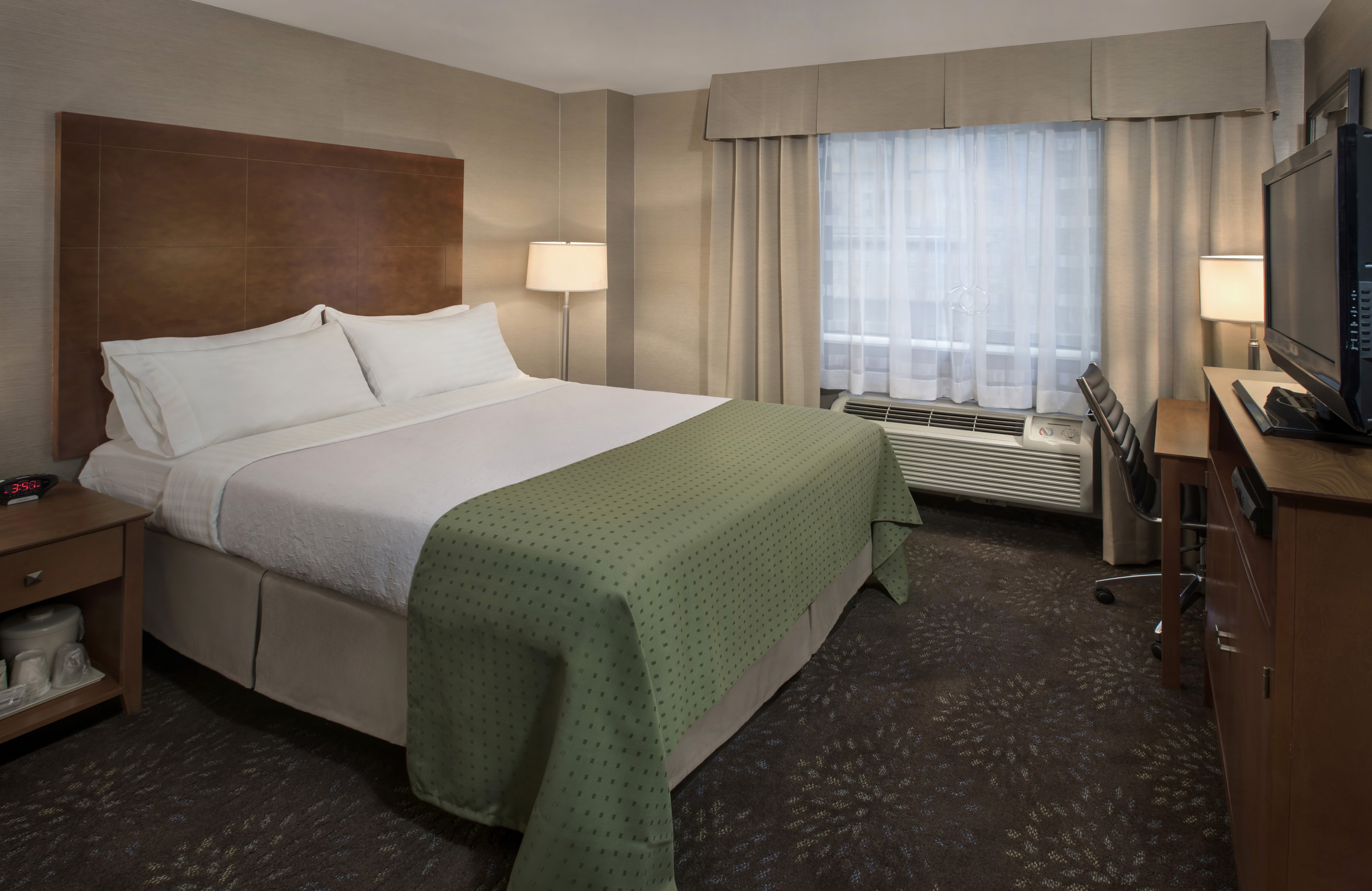 Holiday Inn Manhattan 6th Avenue Chelsea 16/41
