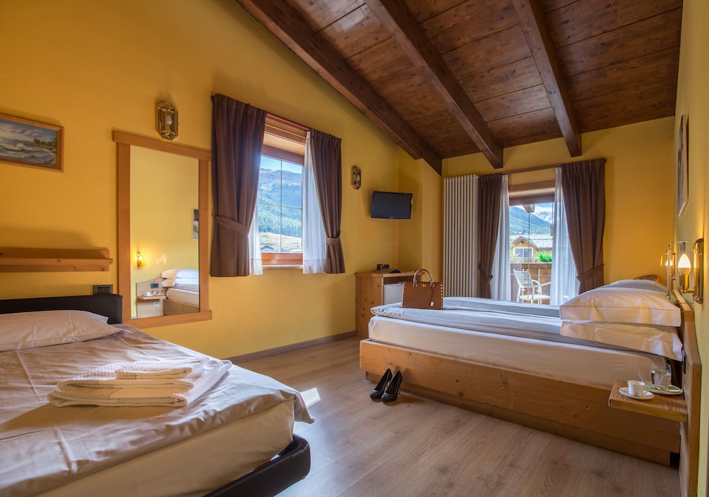 Angelica Hotel 27/64
