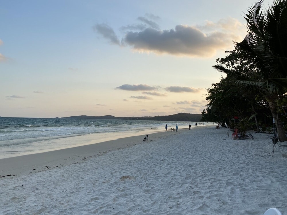 Sinsamut Koh Samed Hotel 26/48