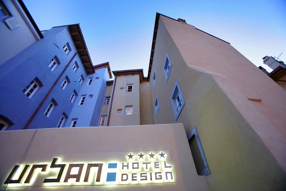 Urban Hotel Design 2/72
