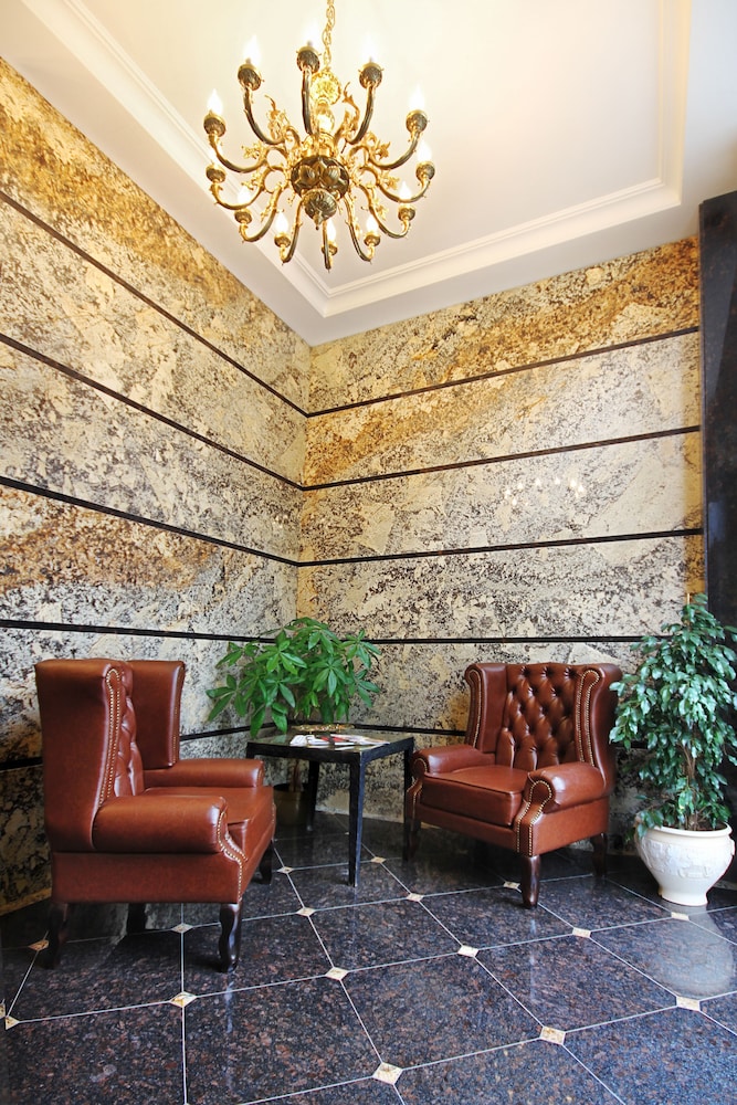 CITY PARK HOTEL 30/51