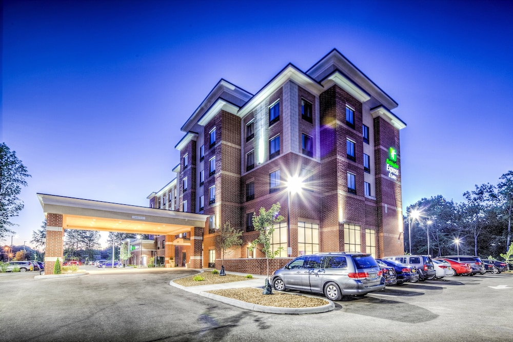 Holiday Inn Express And Suites Cleveland West Westlake 3/54