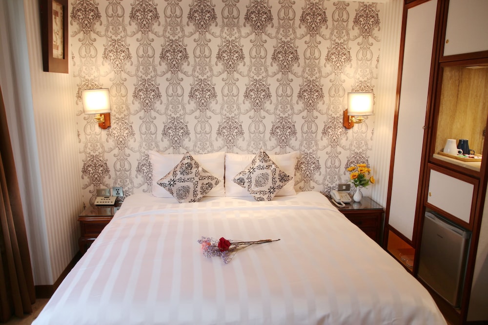 Silken Hotel 37/63