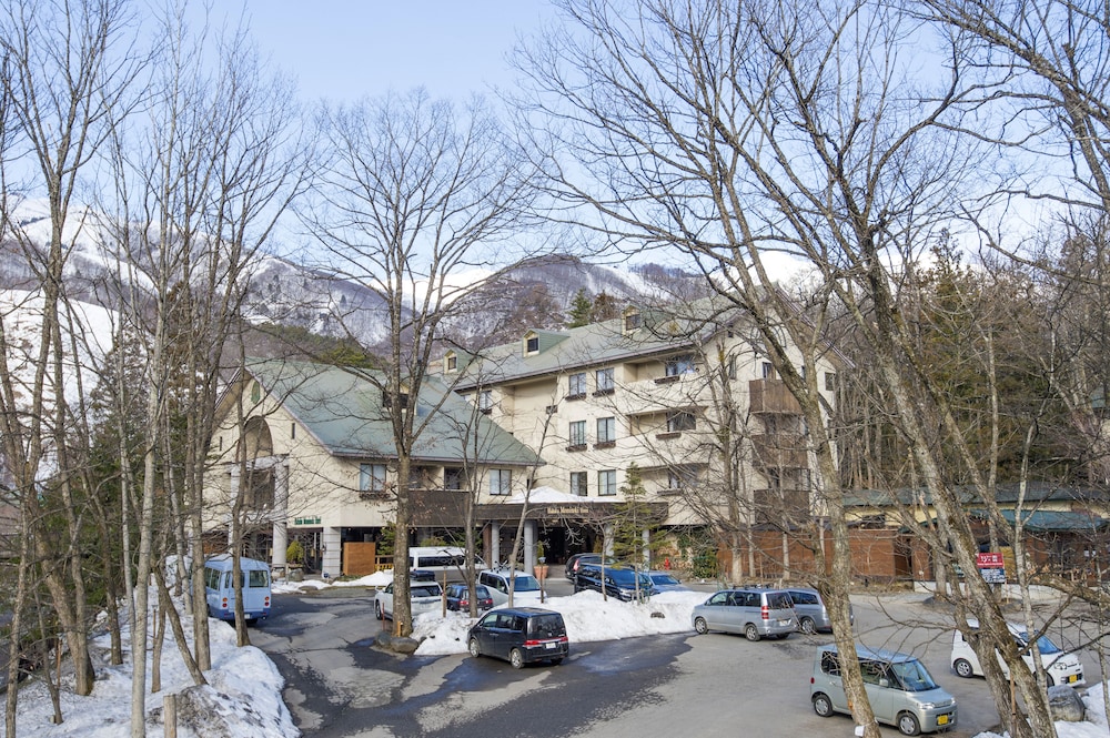 Hakuba Mominoki Hotel 64/74