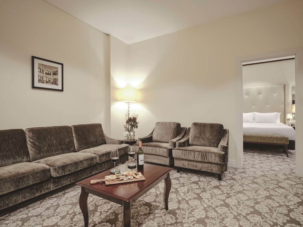 Rendezvous Hotel Melbourne 42/64