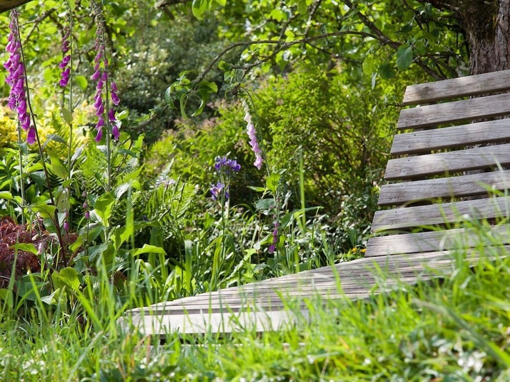 Glebe Farm B&B 30/37