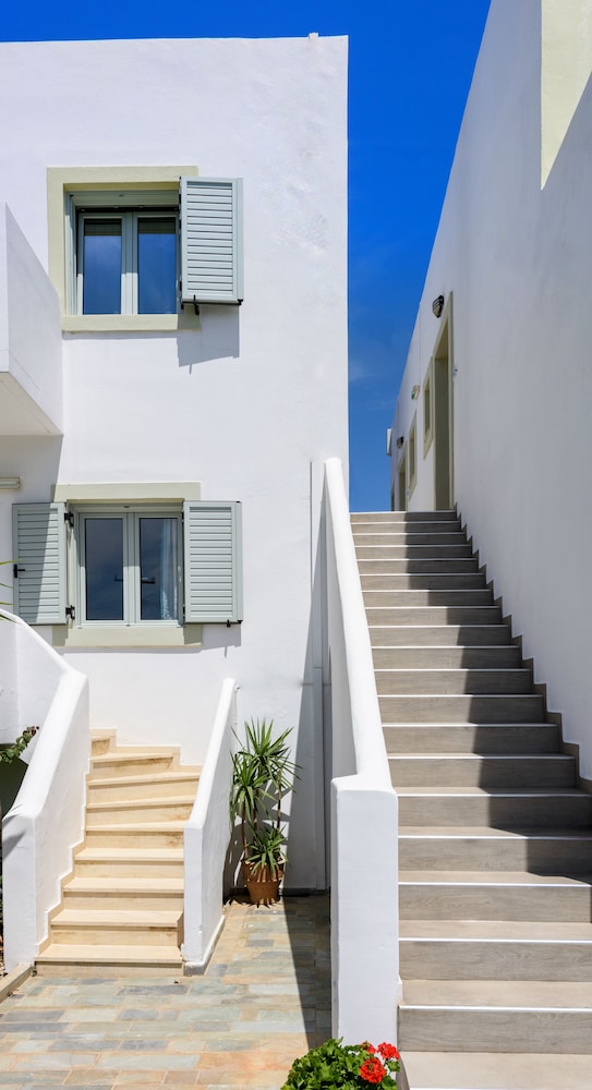 Angela Studios and Apartments in AGIOS NIKOLAOS