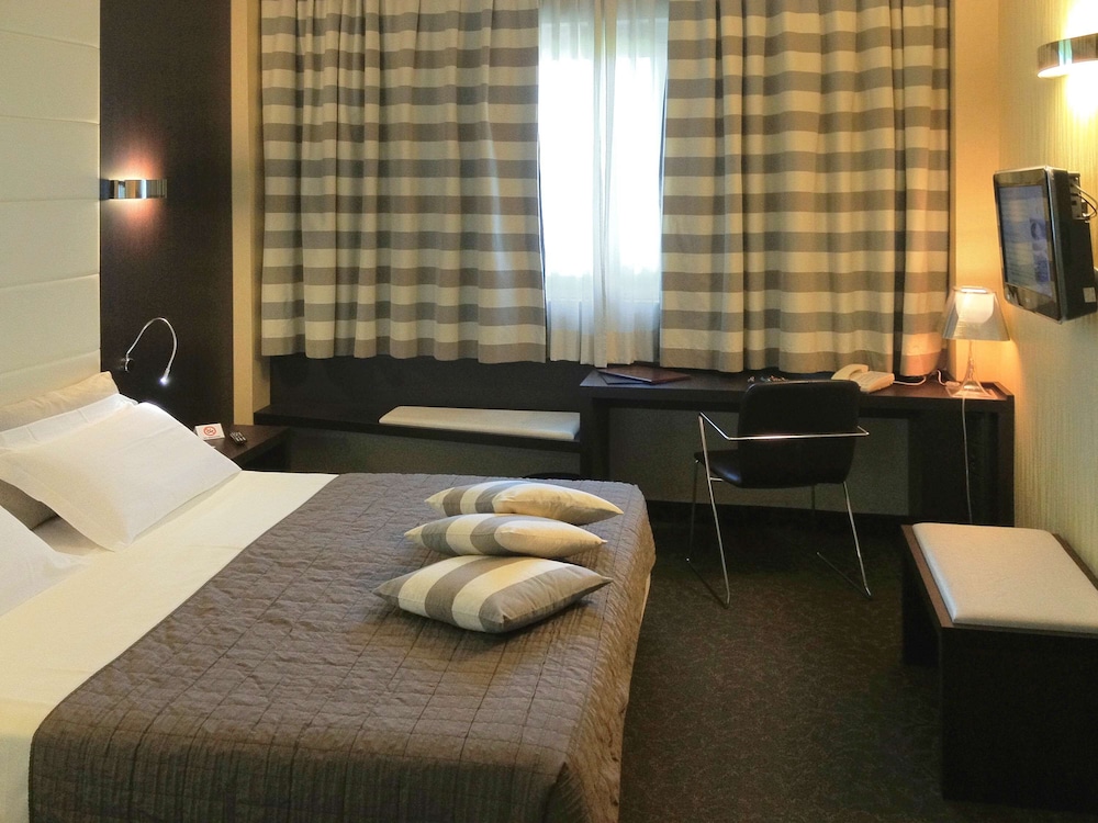 Mercure Bergamo Aeroporto 16/44