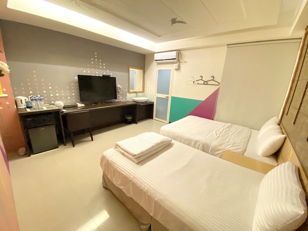 DONGMEN HOTEL 21/54