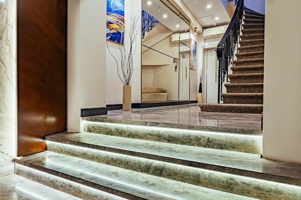 Comfort Beige Hotel 1/50