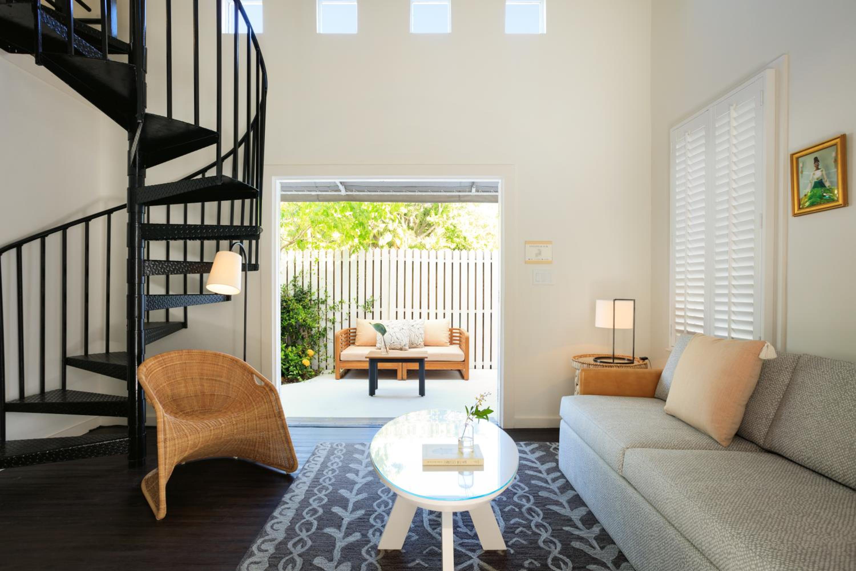 2 Bedrooms, Suite, King and Queen Bed