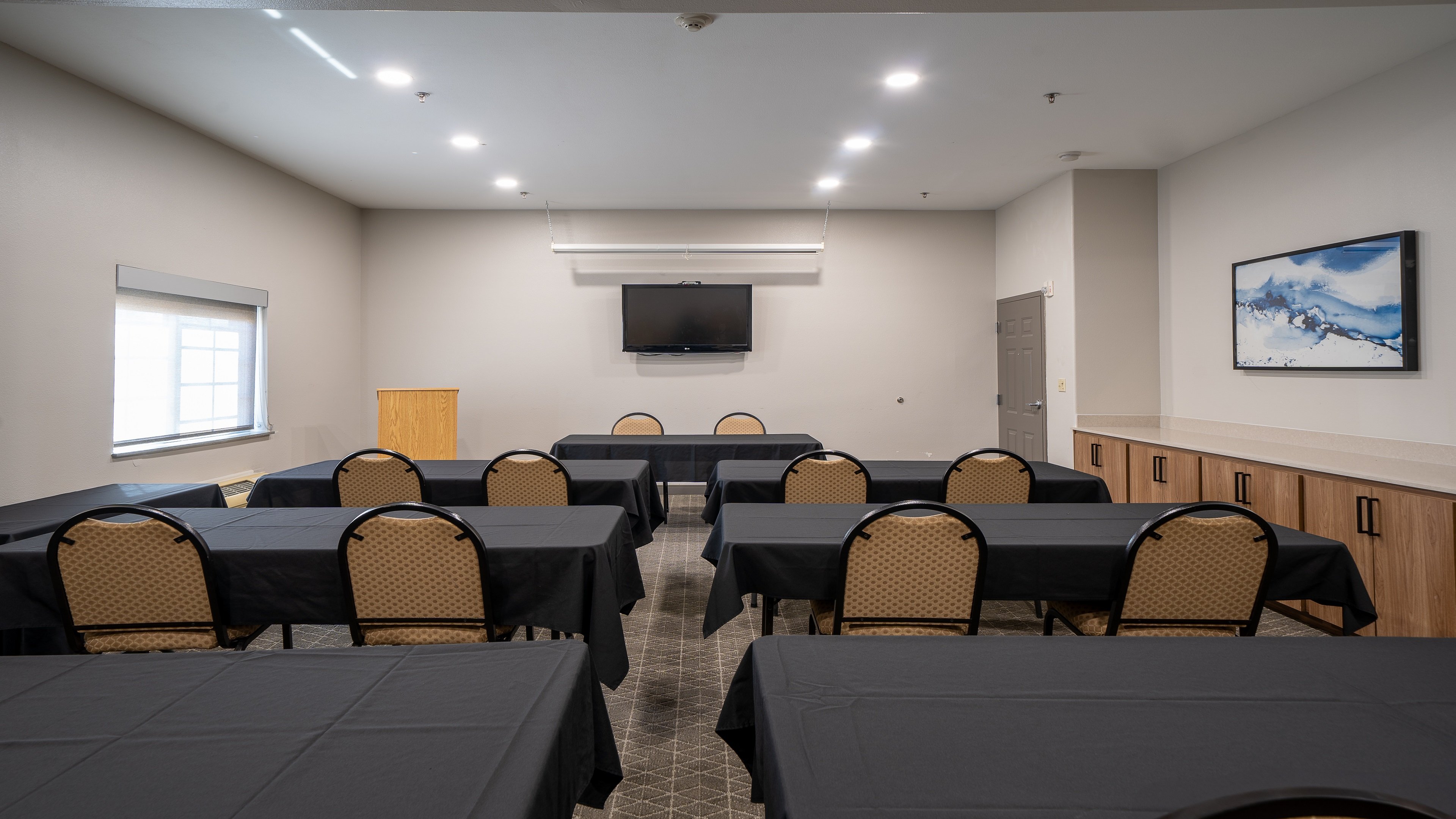 CANDLEWOOD SUITES BAYTOWN 45/58