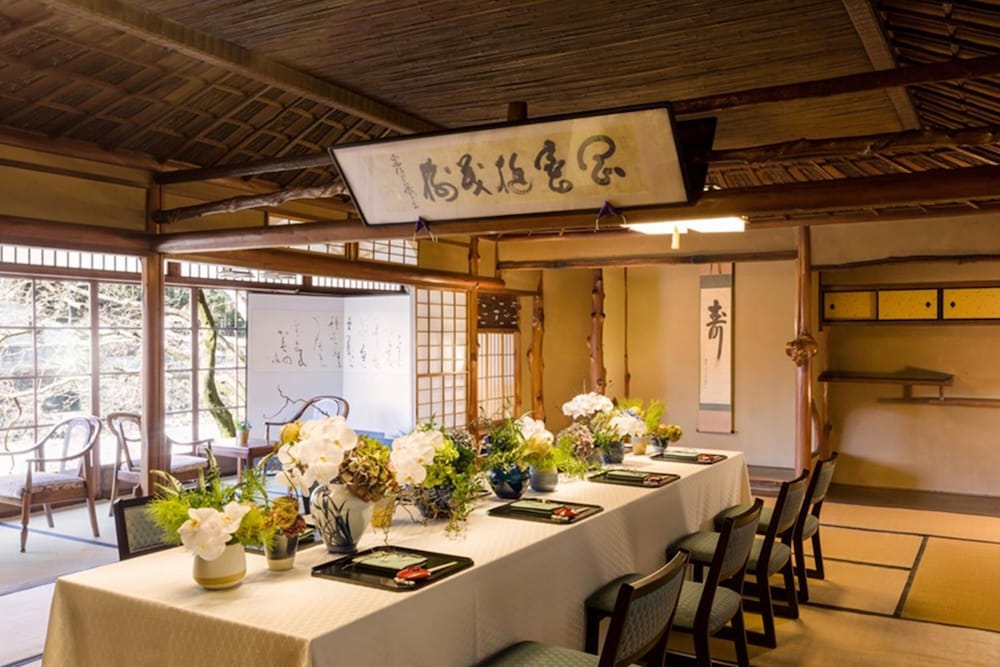 Heihachi Tea House Inn 33/40