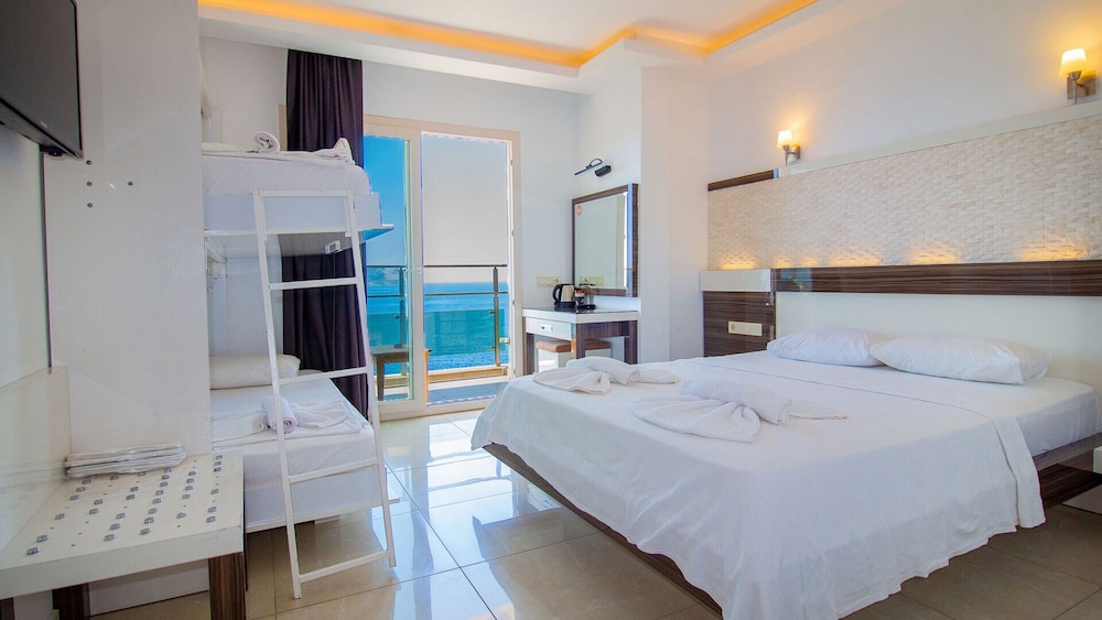 Kas Maki Hotel 18/50