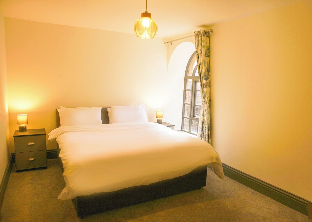 The George Wright Boutique Hotel, Bar & Restaurant 8/44