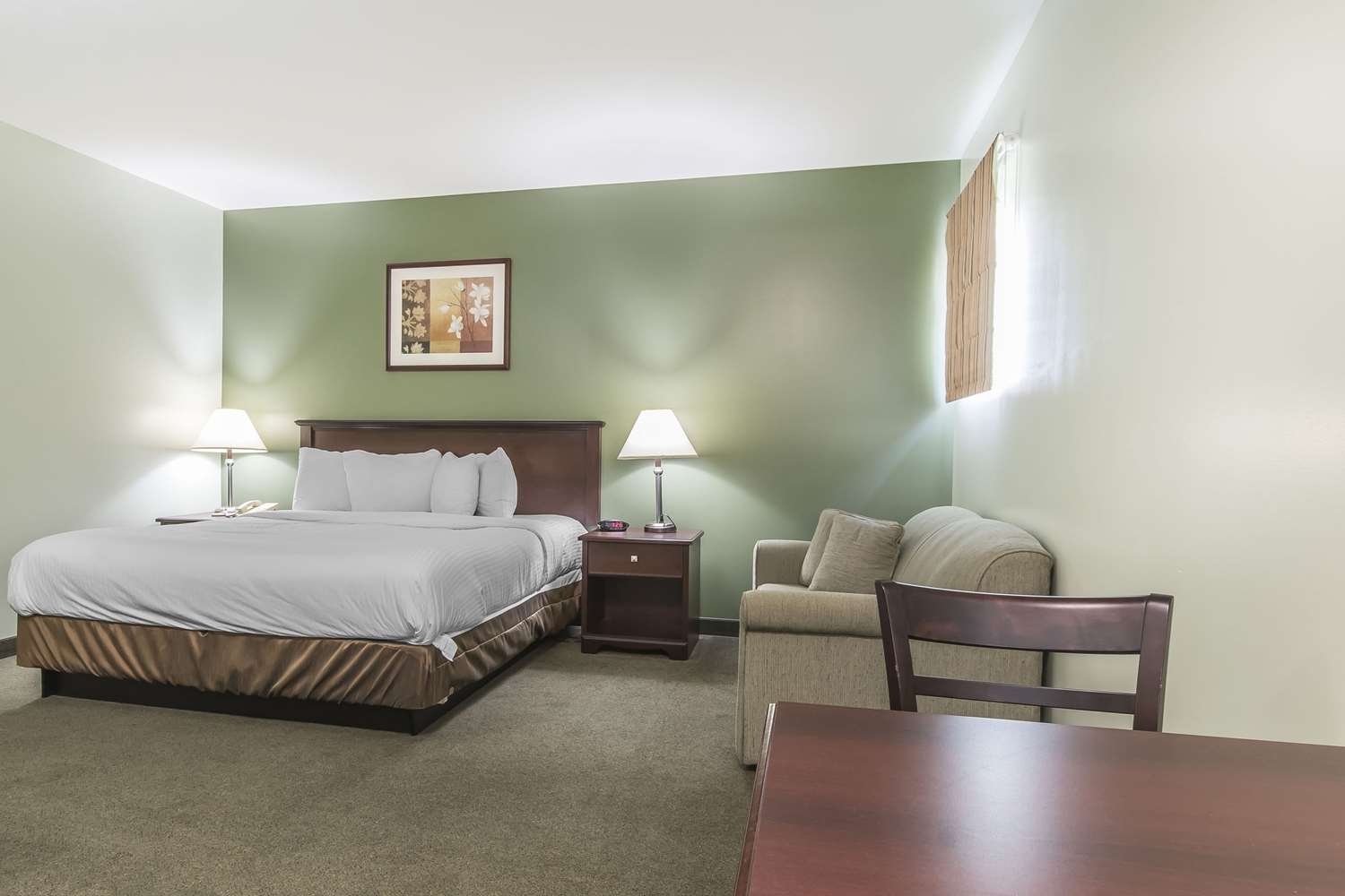 Econo Lodge Huntsville ON 7/20