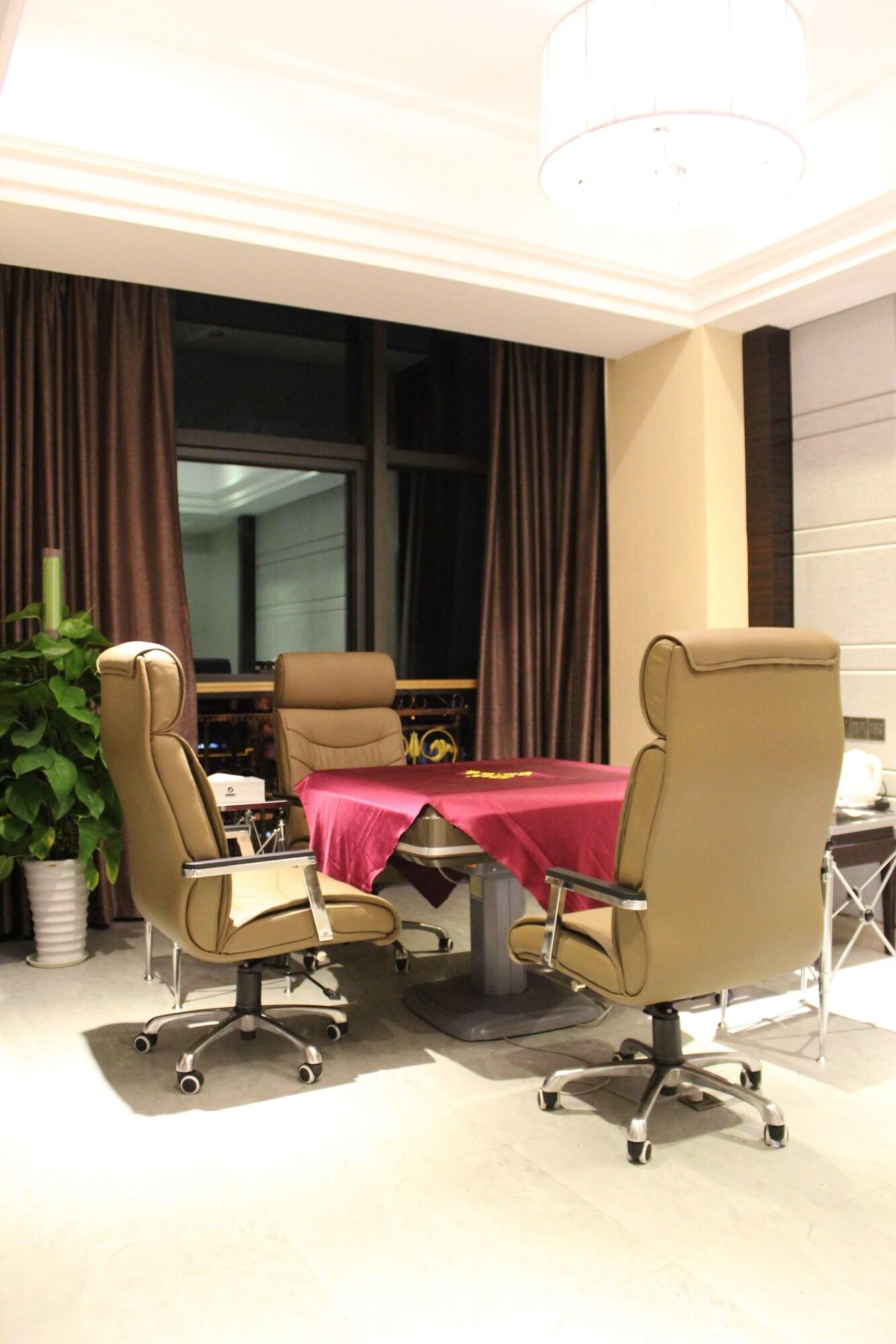Junfu Hotel 17/24