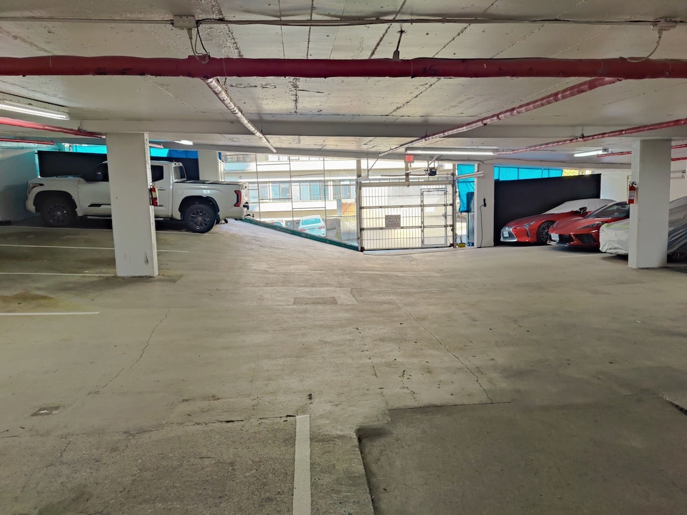 Divya Sutra Suites on Robson Downtown Vancouver 36/42