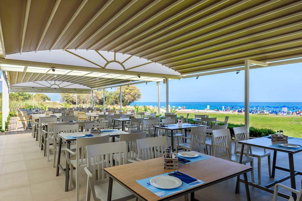 Marinos Beach 33/50