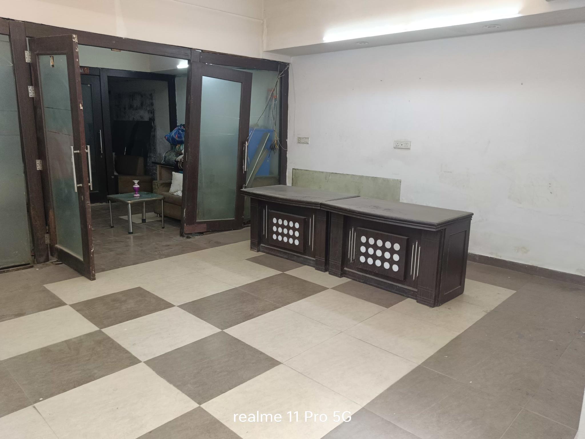 Pacific Inn Huda City Centre Sec 41 11/30