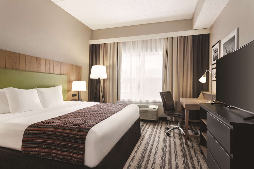 Country Inn Suites By Radisson Nashville Airport East Tn 7/28