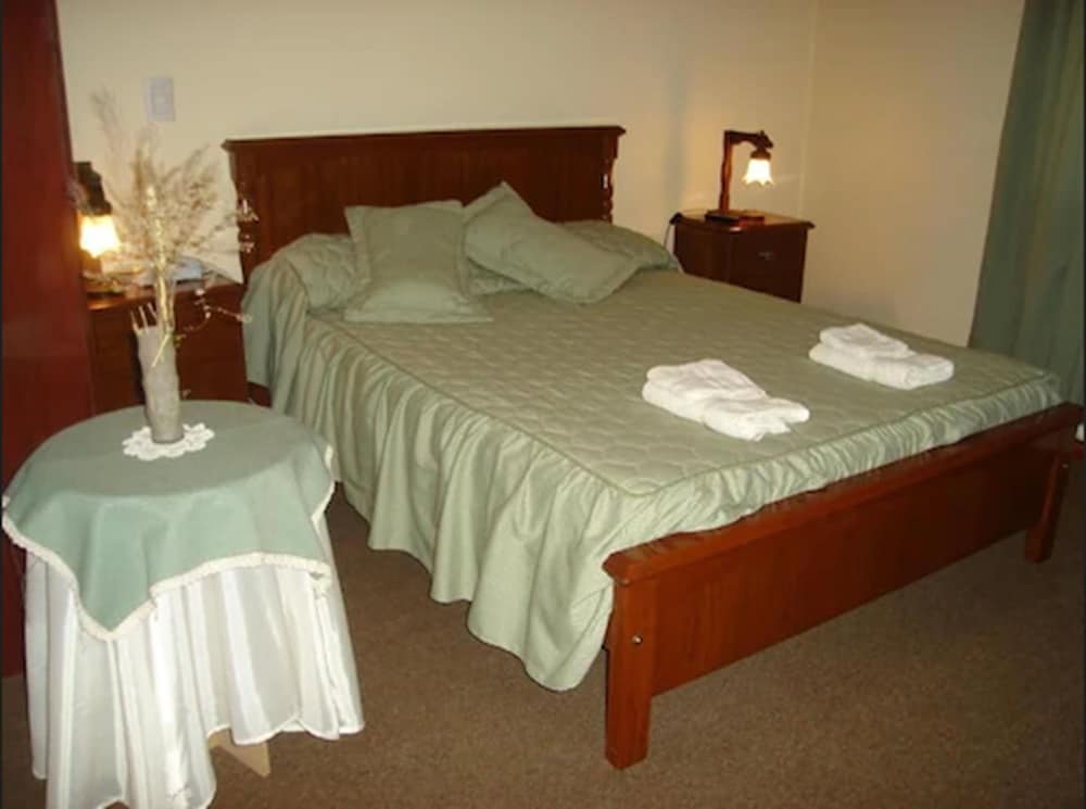 Kelta Hotel 10/21