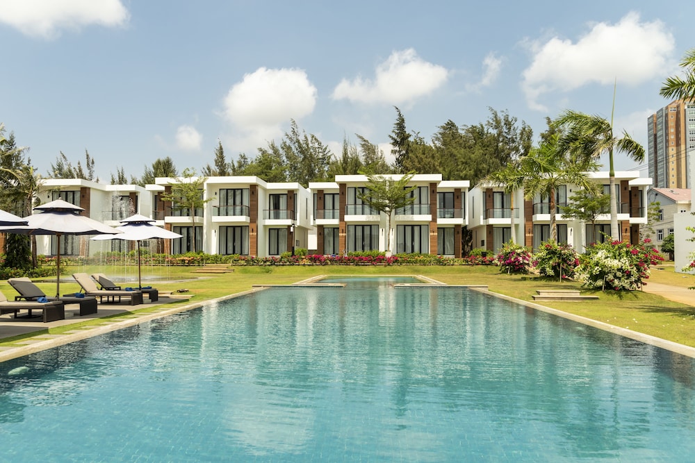 Saint Simeon Resort And Spa 66/70