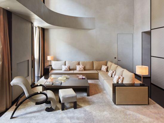 Armani, Signature, Fitness, Suite