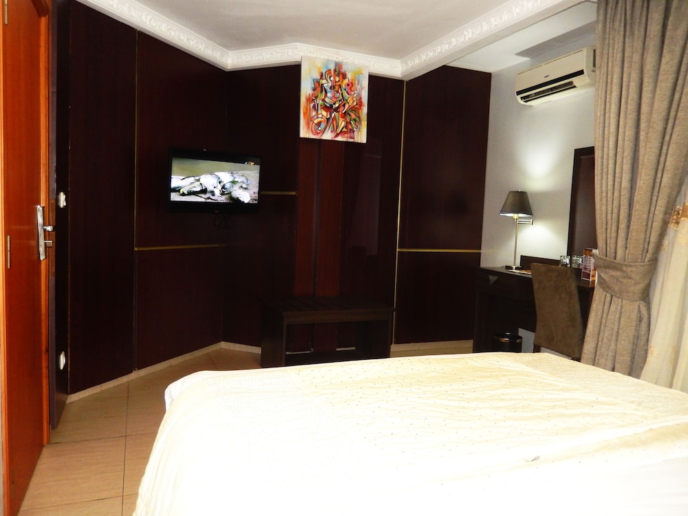 Noubou International Hotel 15/50