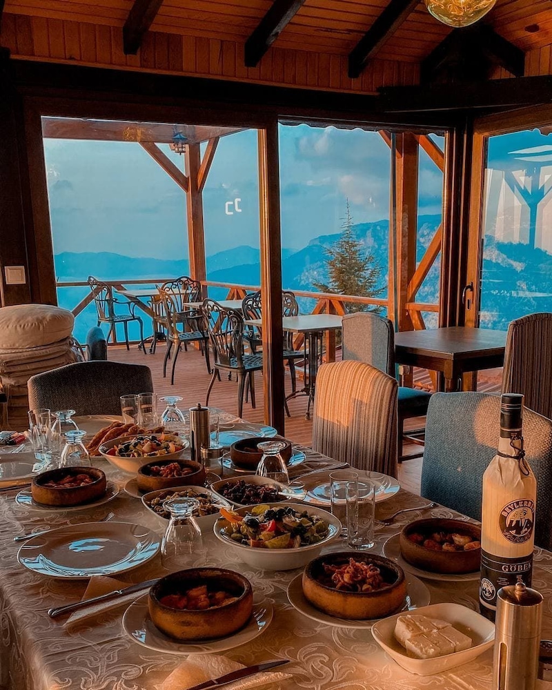 Yediburunlar Lighthouse 30/50