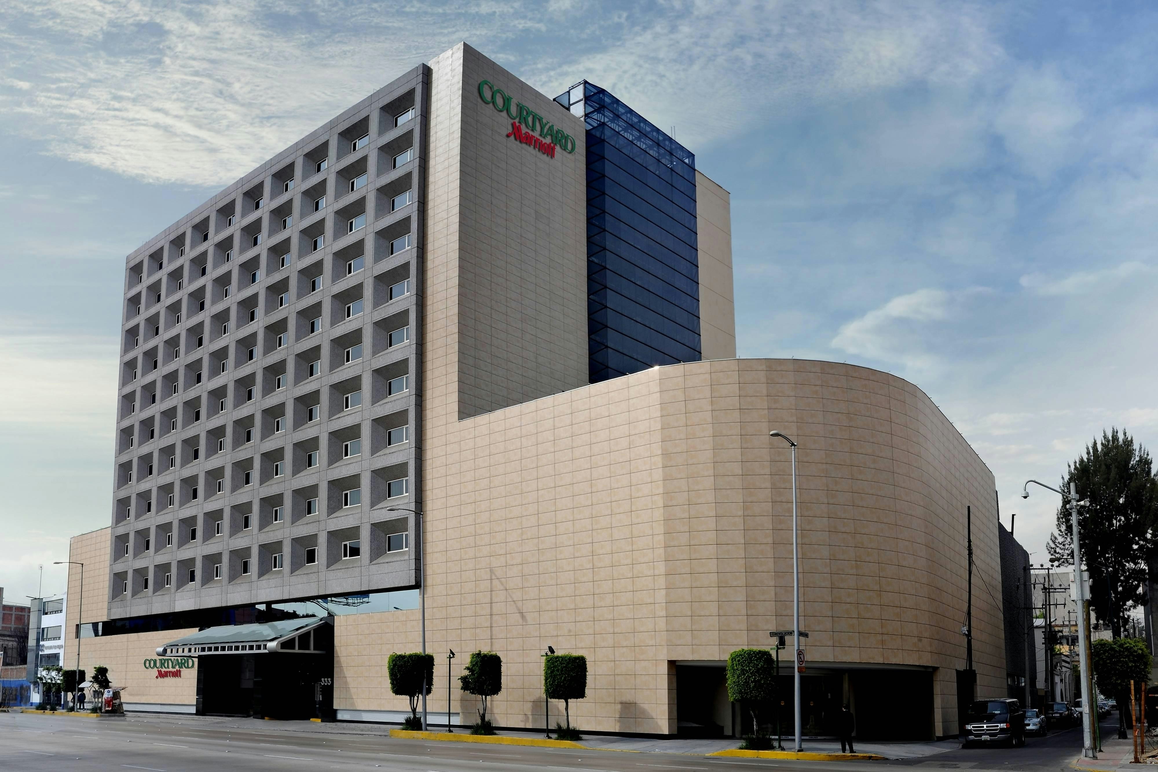 Courtyard By Marriott Mexico City Revolucion Ex Radisson Flamingos