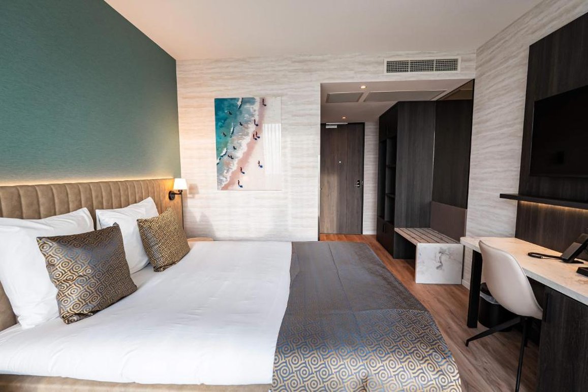 OZO Hotels De President Amsterdam Schiphol Airport 14/30
