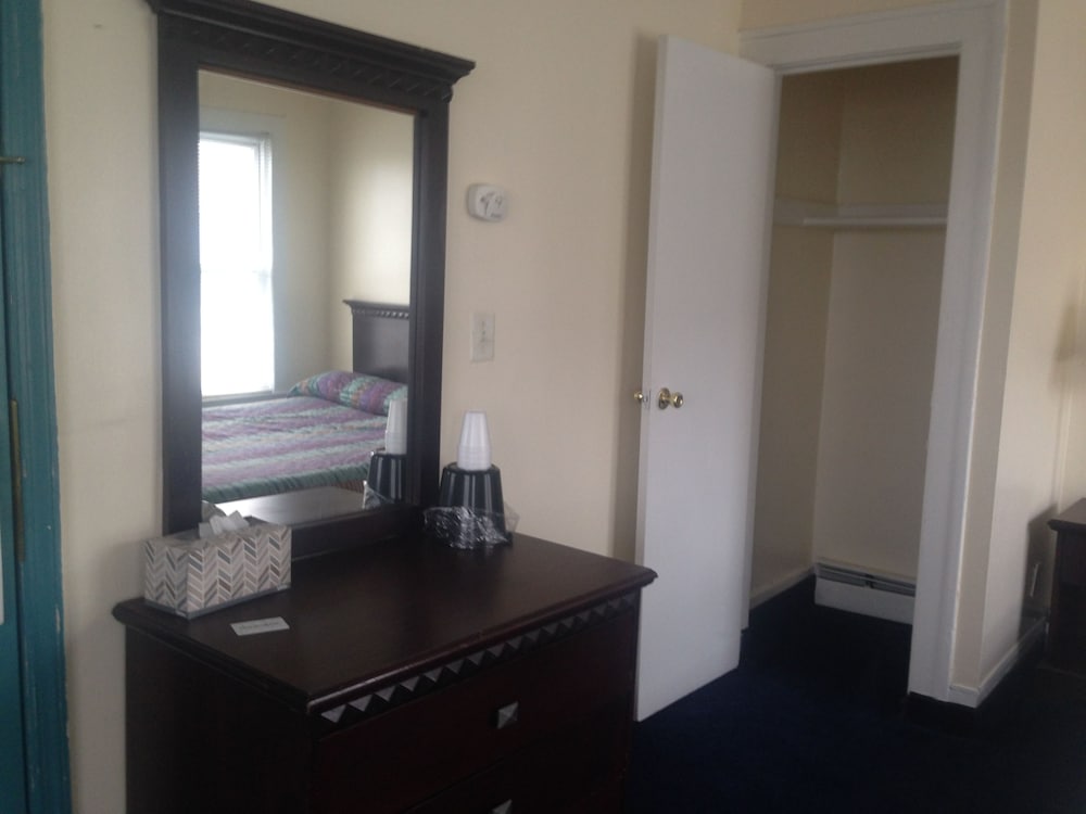 Belmar Inn 28/45