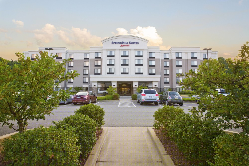 Springhill Suites Pittsburgh Mills 6/43