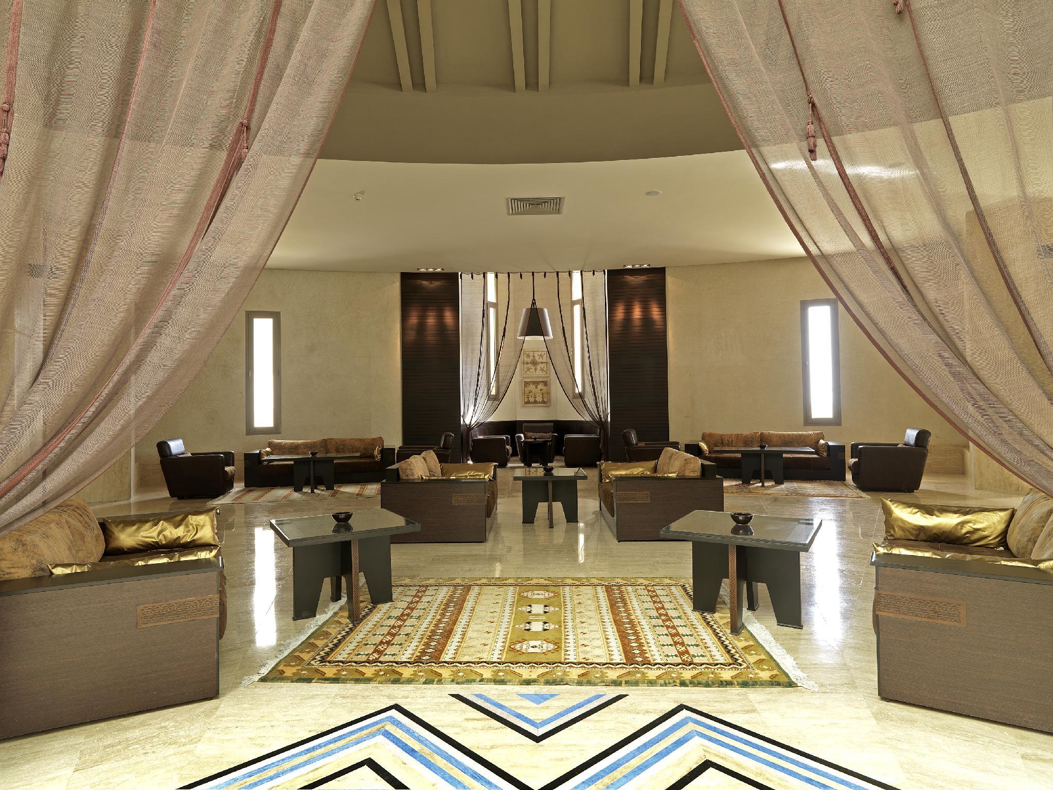 Room, Garden or Pool View
