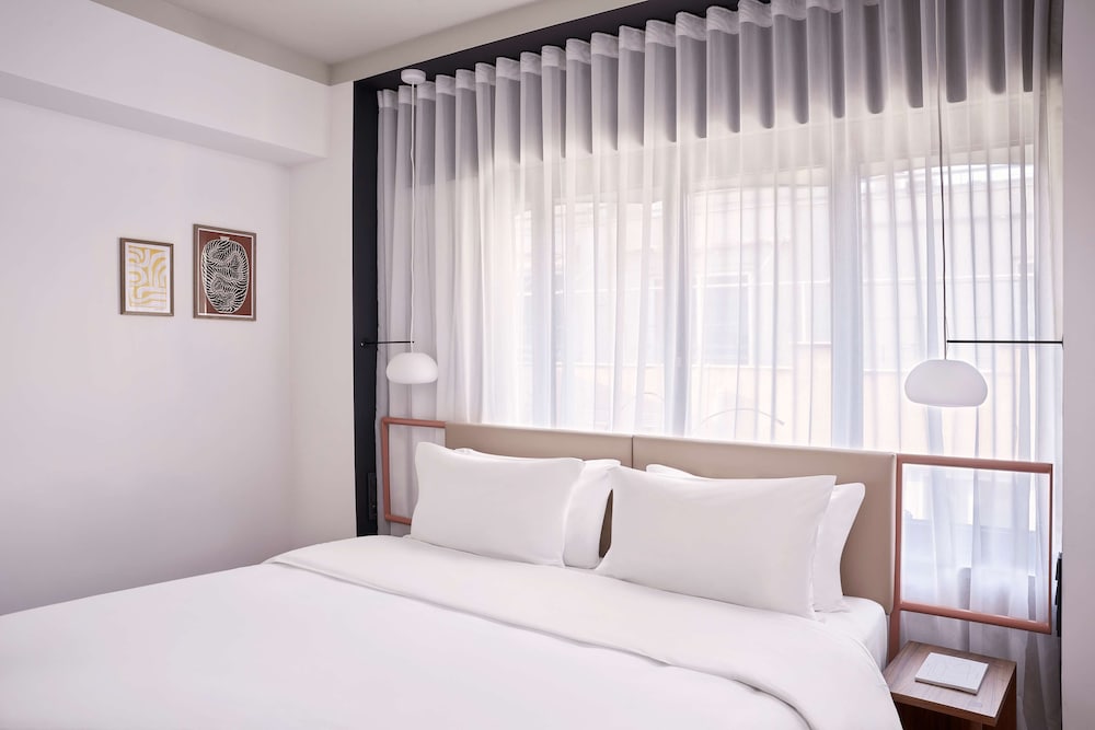 The Social Athens Hotel, a member of Radisson Individuals 8/50