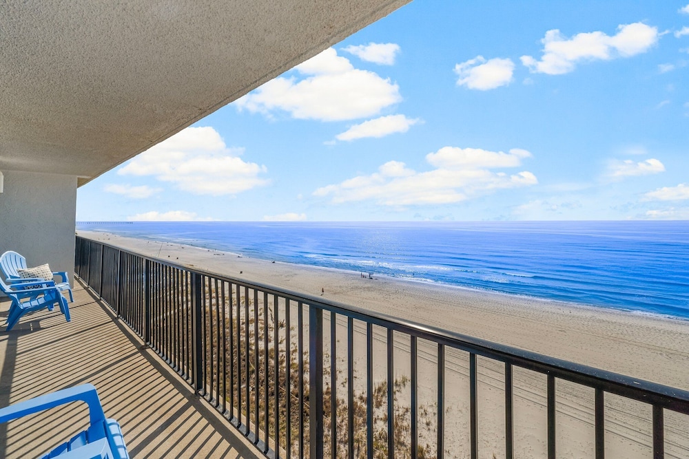 Sandpiper Beacon Beach Resort 44/50