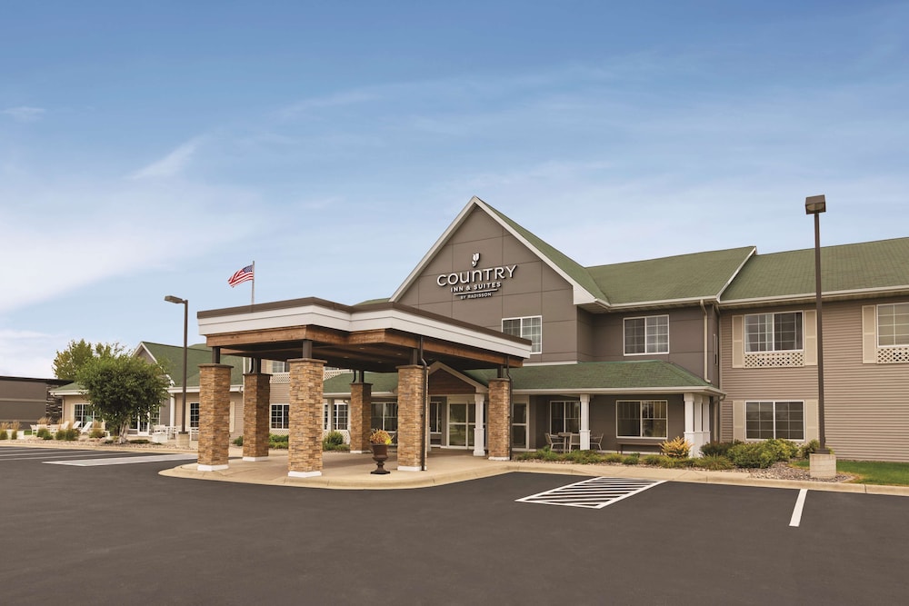 Country Inn Suites By Radisson Willmar Mn 2/39