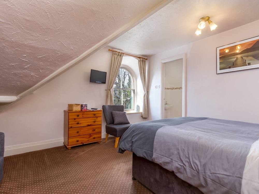 Elim House 13/40
