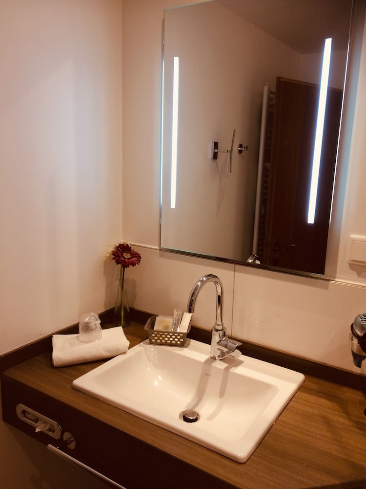Hotel Triton 26/60