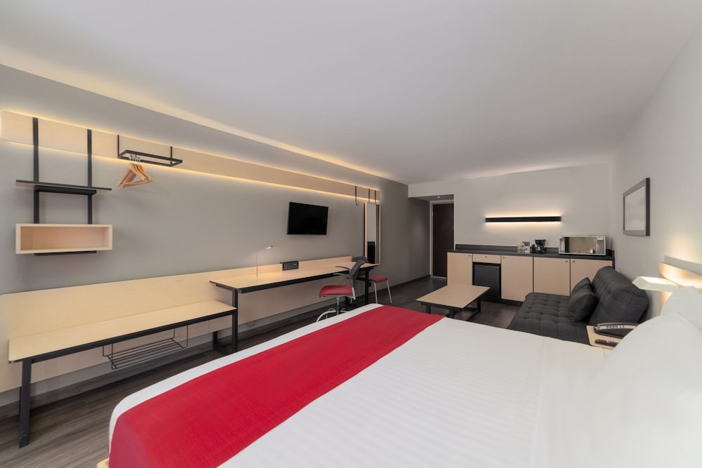 City Express Suites by Marriott Silao Aeropuerto 24/71